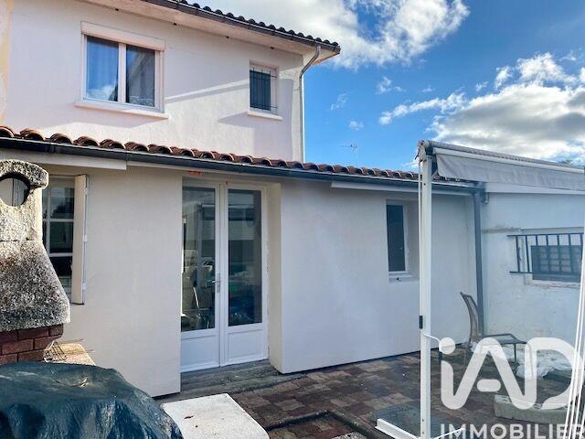 Maison - 102 m² - 4 pièces