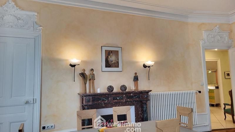 Appartement - 200 m² - 7 pièces