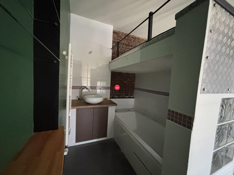 Loft - 66 m² - 3 pièces