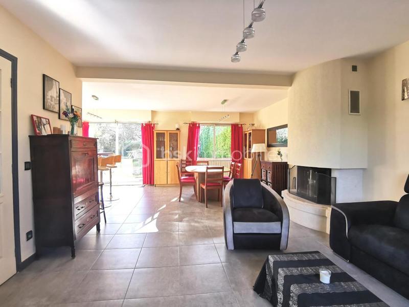 Maison traditionnelle - 130 m² - 7 pièces