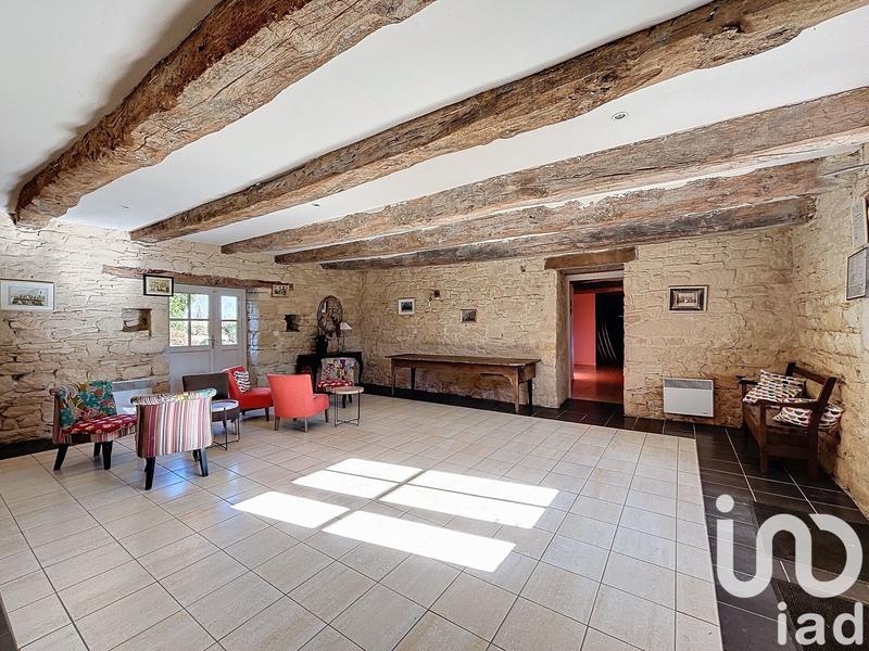 Maison - 541 m² - 6 pièces