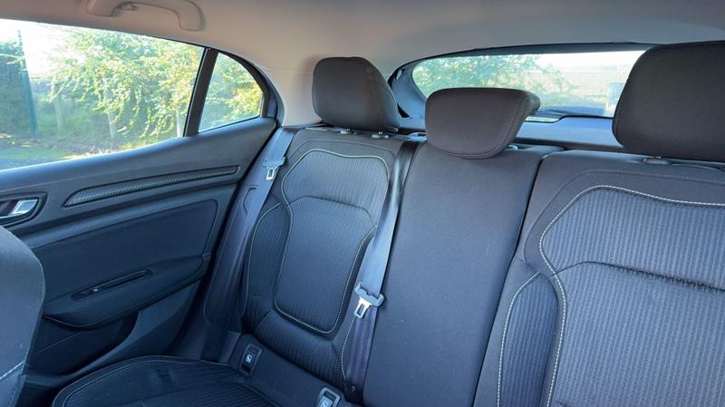 Renault Mégane IV 1.2 TCe Energy 130 Limited - Première main 5 places