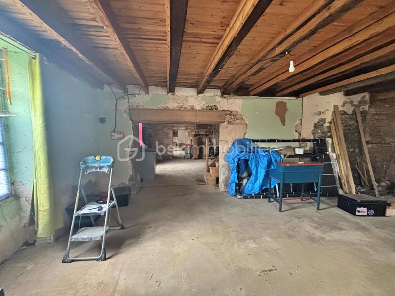 Maison - 220 m² - 6 pièces