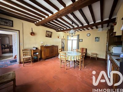 Maison - 250 m² - 9 pièces