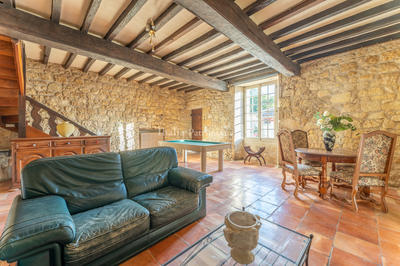 Maison - 151 m² - 5 pièces