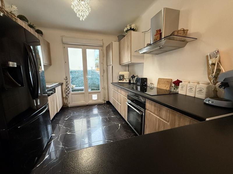 Maison - 85 m² - 4 pièces