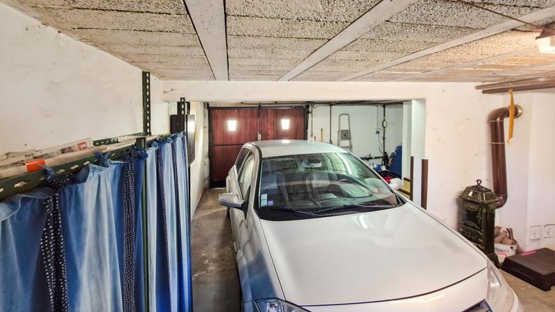 Maison - 104 m² - 6 pièces