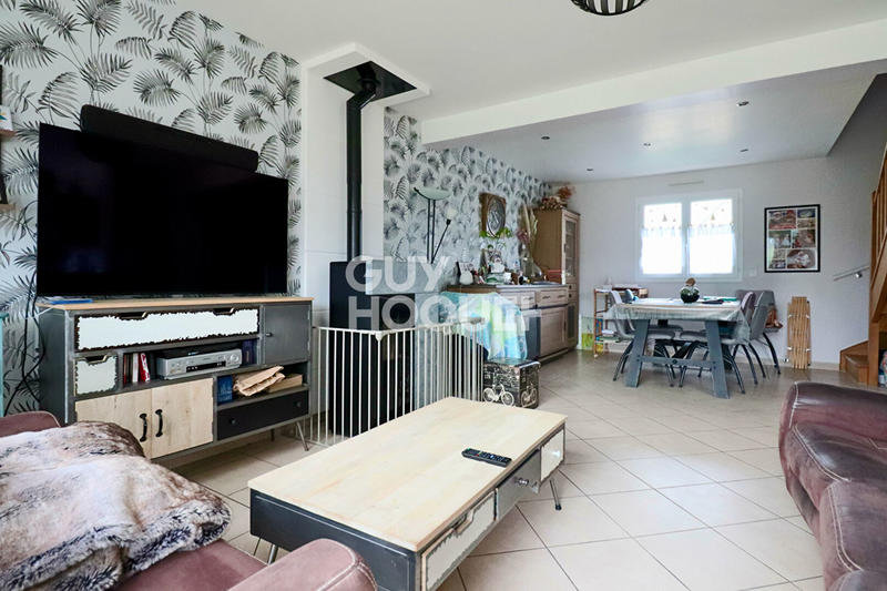 Maison - 104 m² - 5 pièces