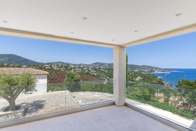 Villa - 453 m² - 10 pièces