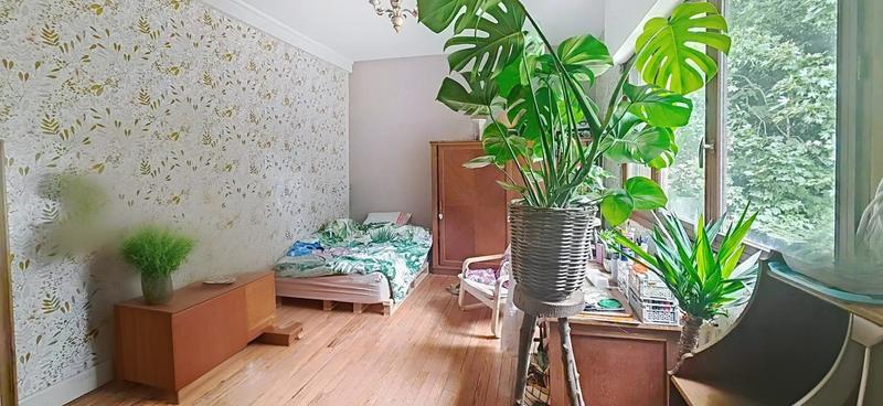 Maison - 350 m² - 12 pièces