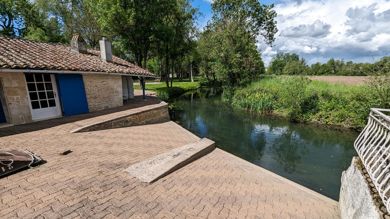 Maison - 166 m² - 7 pièces