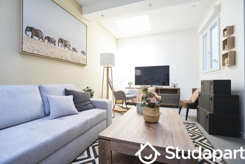 Chambre - 14 m² - 1 pièce