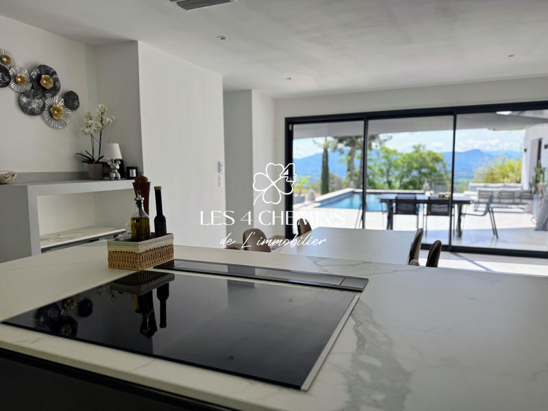 Villa - 200 m² - 7 pièces