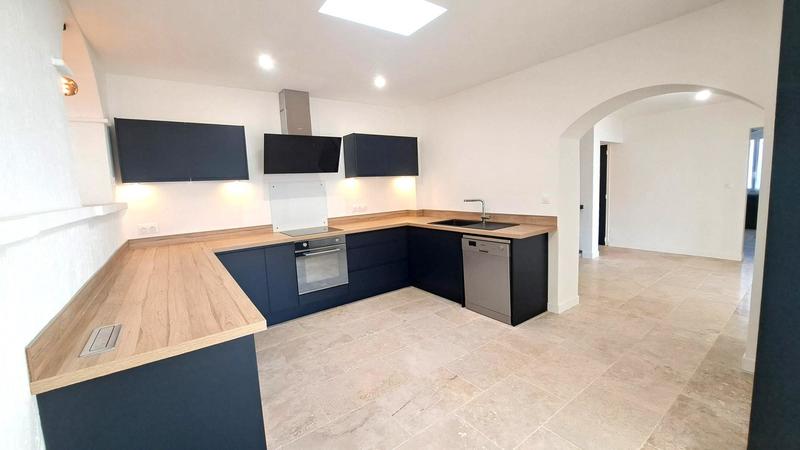 Immeuble - 310 m² - 12 pièces