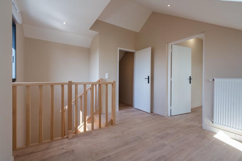 Maison - 92 m² - 6 pièces