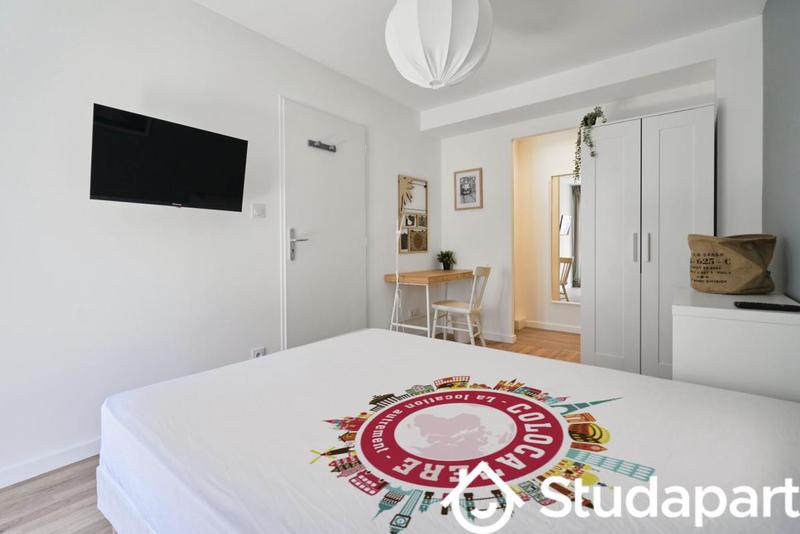 Chambre - 13 m² - 1 pièce