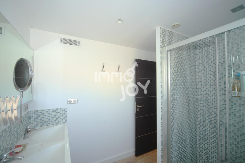 Immeuble - 319 m² - 13 pièces