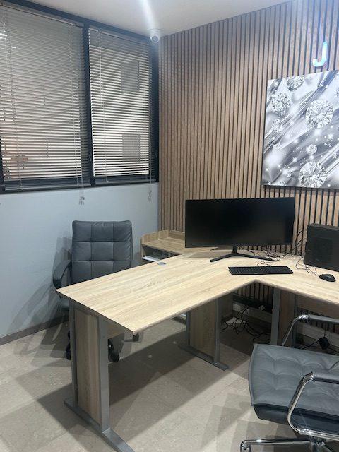 Fonds de commerce - Magasins - 75 m²