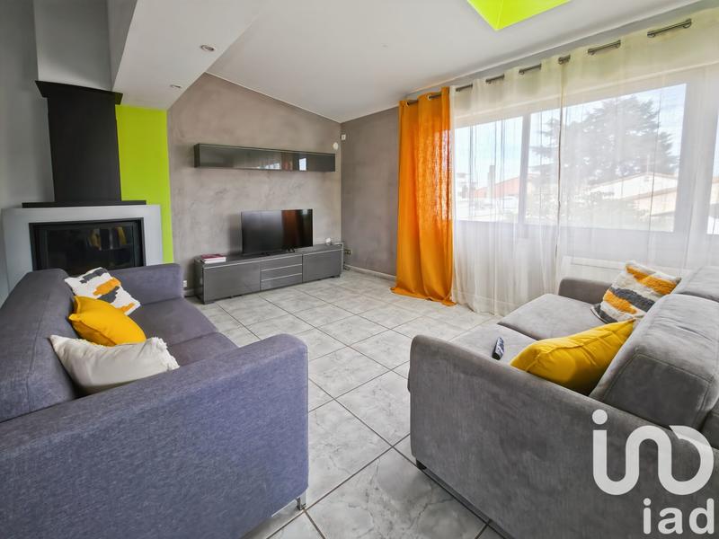 Maison - 206 m² - 8 pièces