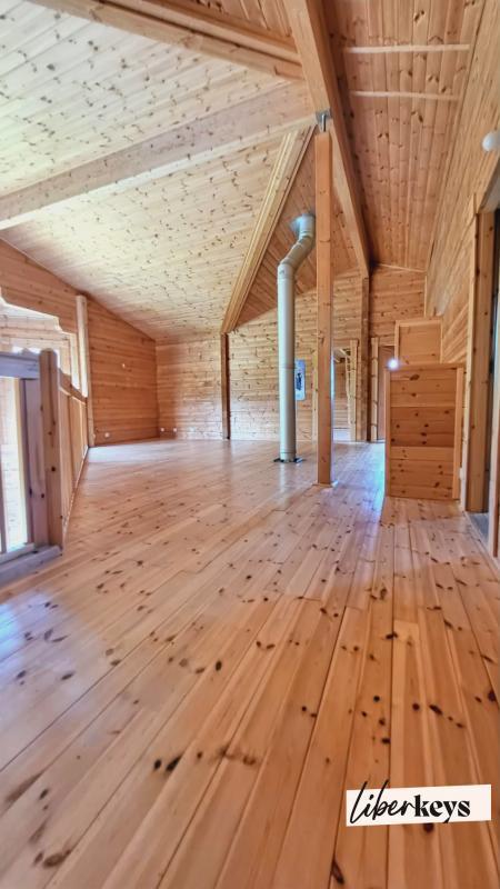 Châlet - 245 m² - 8 pièces