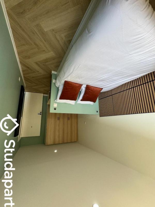 Chambre - 12 m² - 1 pièce