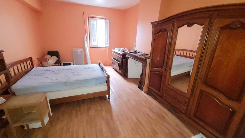 Maison de village - 241 m² - 9 pièces