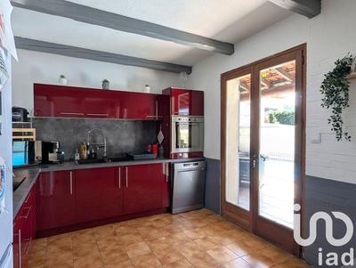 Maison - 98 m² - 5 pièces