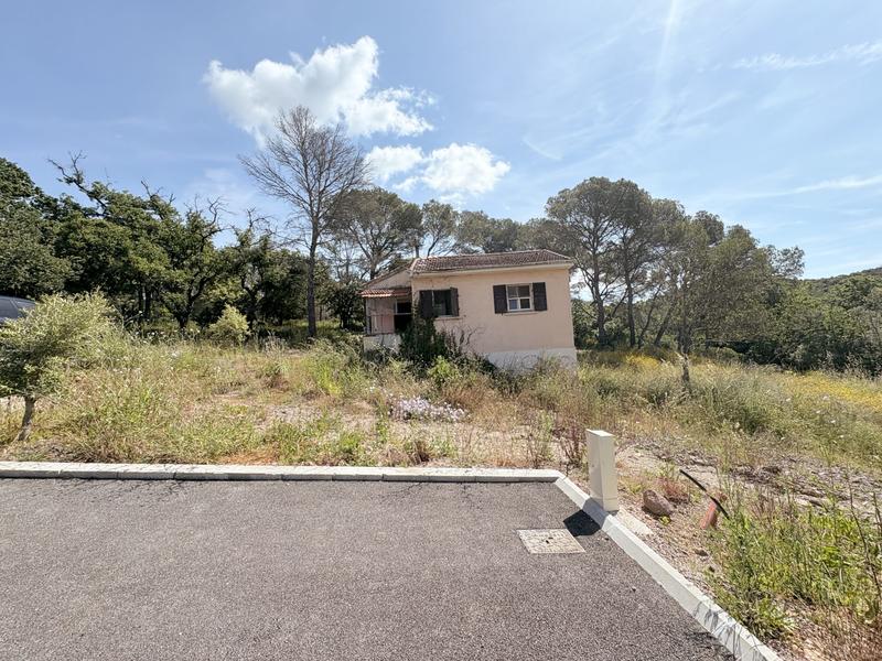 Terrain - 611 m²
