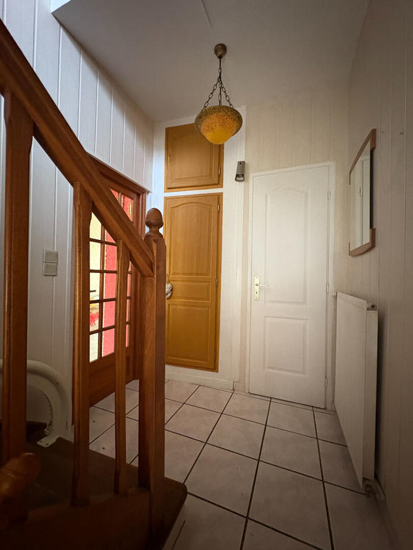 Maison - 93 m² - 5 pièces