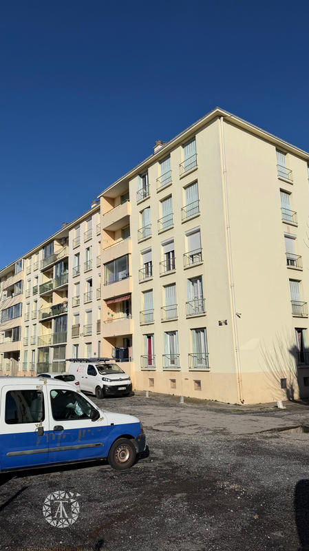 Appartement - 69 m² - 4 pièces