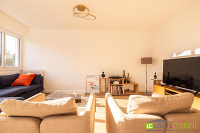 Appartement - 89 m² - 4 pièces