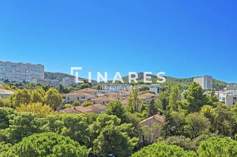 Appartement - 111 m² - 5 pièces