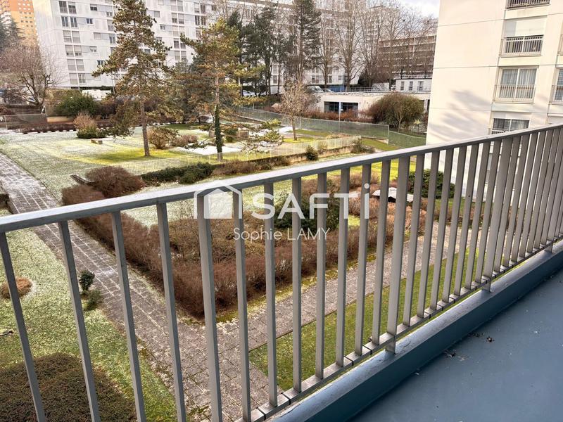 Appartement - 94 m² - 5 pièces