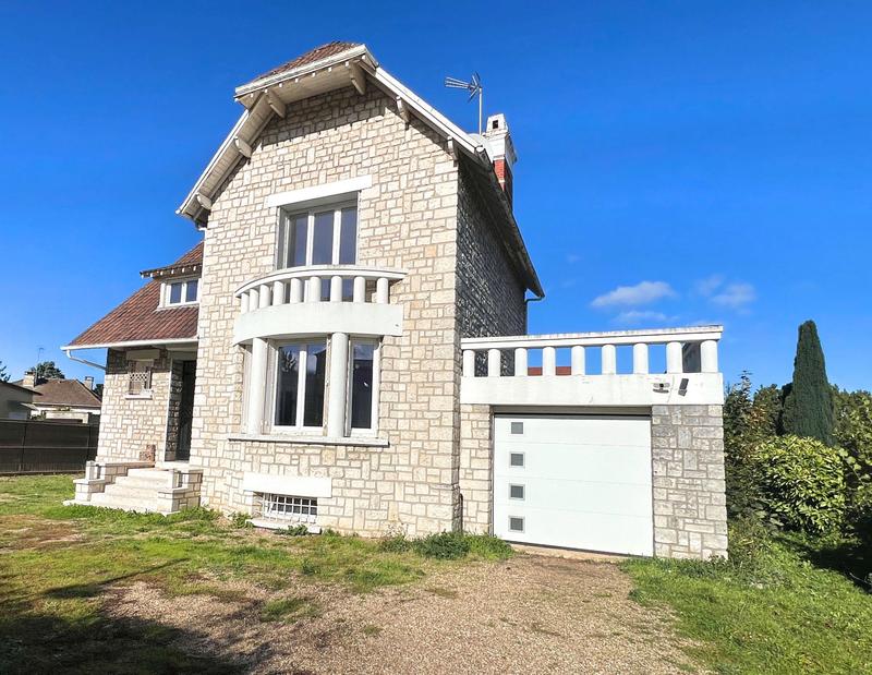 Maison ancienne - 112 m² - 4 pièces