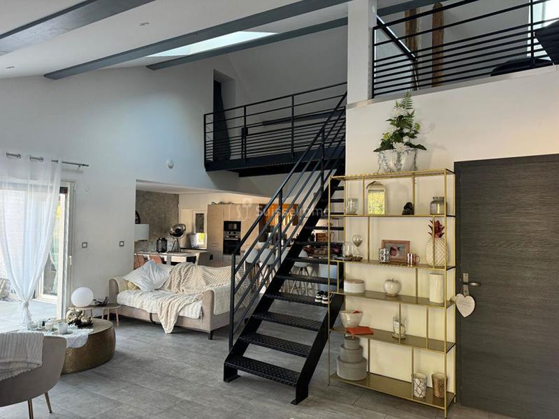 Maison en pierre - 145 m² - 5 pièces