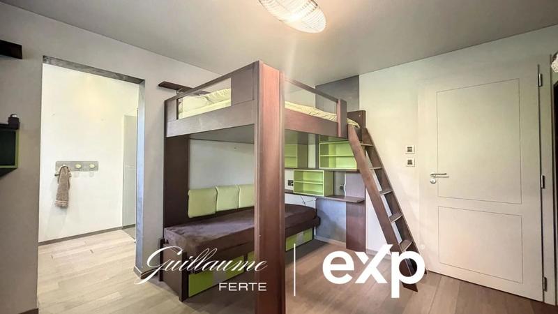 Villa - 297 m² - 6 pièces