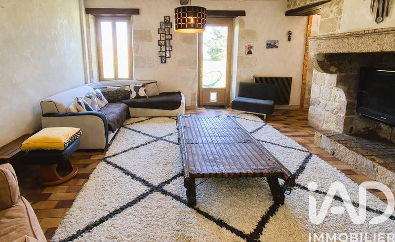 Maison - 379 m² - 10 pièces