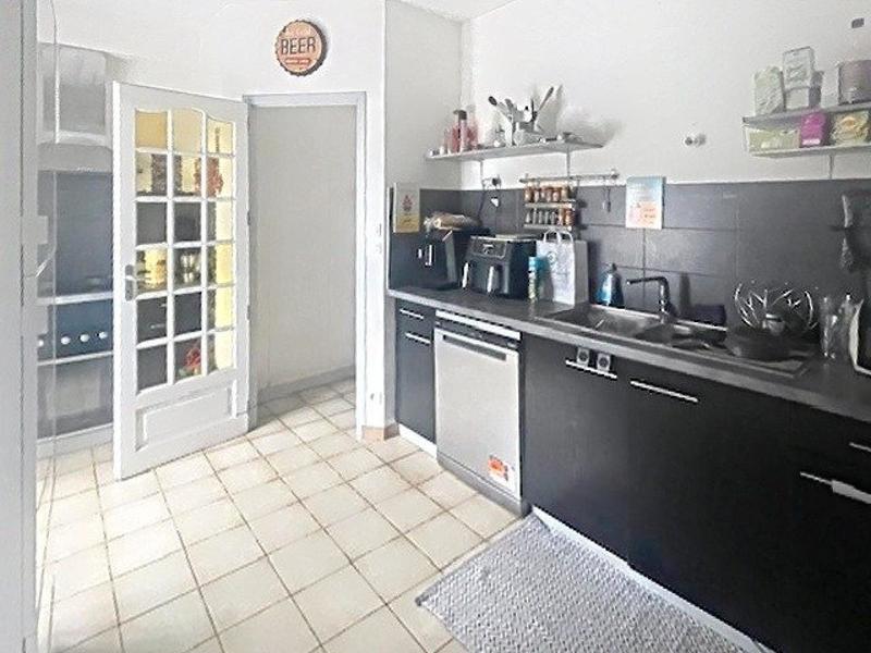 Maison - 300 m² - 6 pièces