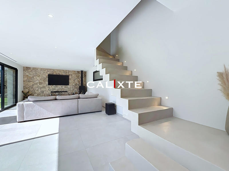 Maison contemporaine - 127 m² - 4 pièces