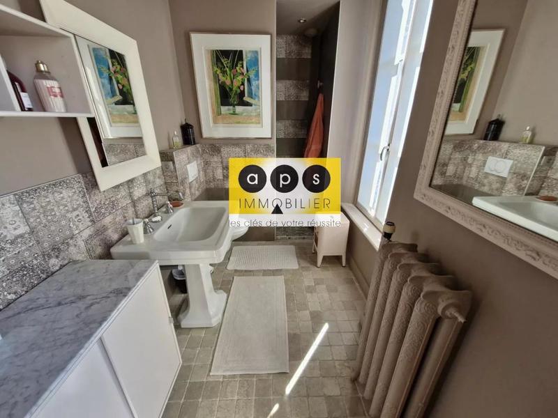 Maison de ville - 200 m² - 8 pièces