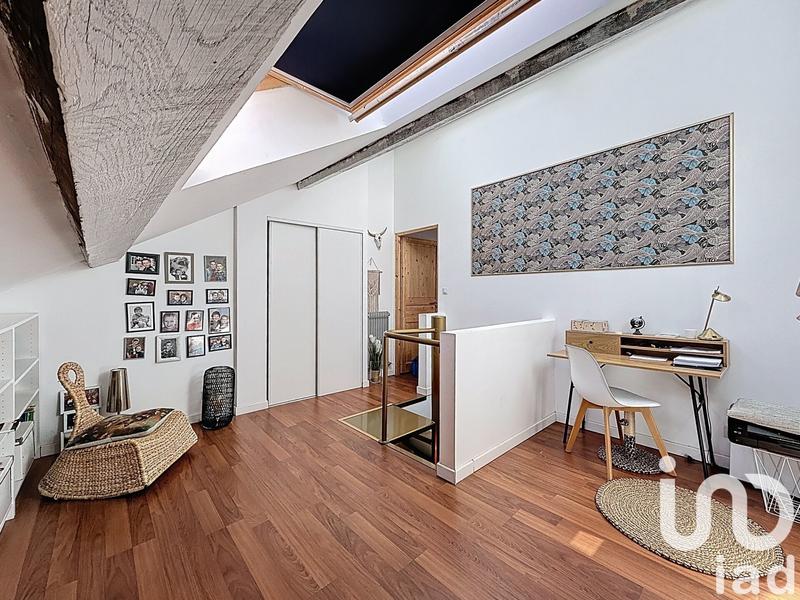 Appartement - 140 m² - 5 pièces