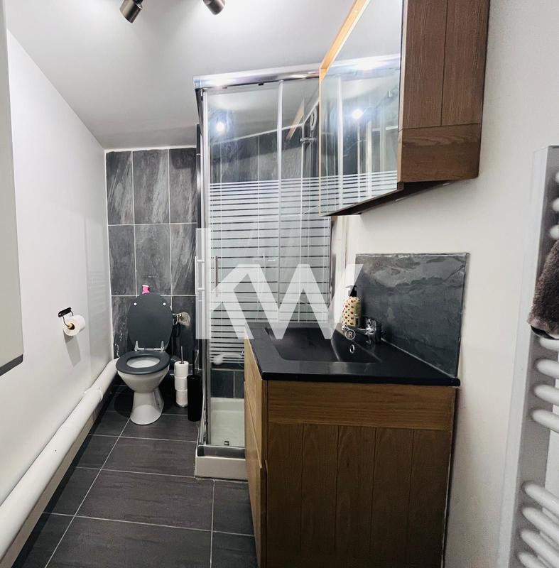 Maison - 134 m² - 8 pièces