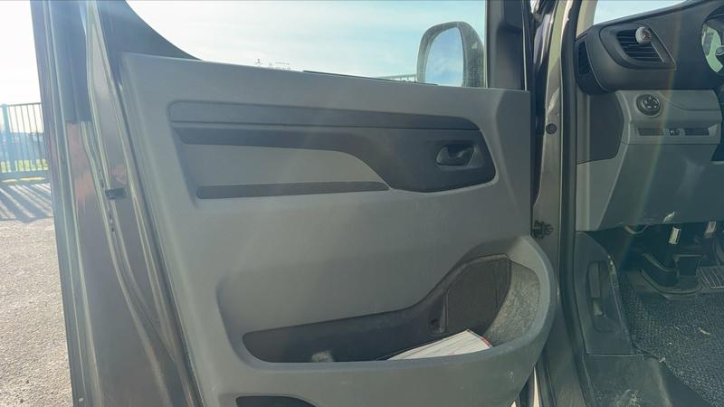 Toyota Proace 2.0 d-4d 180 Bva6 Medium Business