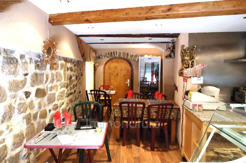 Maison - 90 m² - 3 pièces