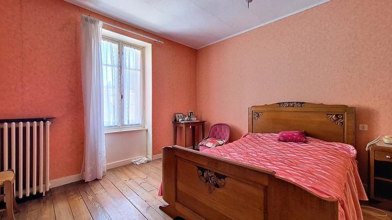 Maison traditionnelle - 127 m² - 7 pièces