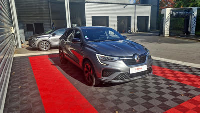 Renault Arkana E-Tech 145 - 21b R.S. Line