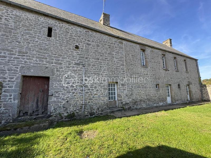 Longère - 220 m² - 8 pièces