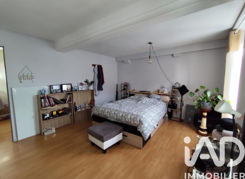 Maison - 220 m² - 9 pièces