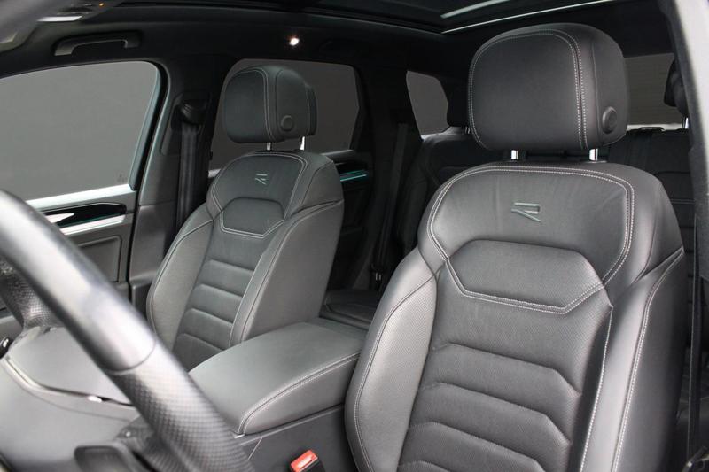 Volkswagen Touareg R -Design 3.0hybrid 462ch To Attelage - Lld 1250/Mois
