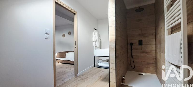 Maison - 371 m² - 8 pièces